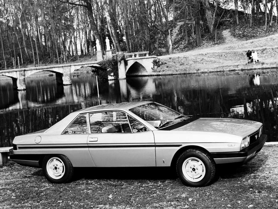  Lancia Gamma Coupe 1976 года  (фото 9 из 10)
